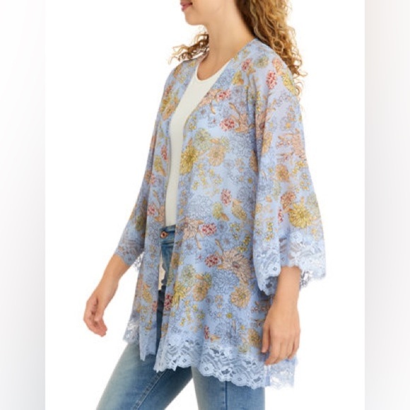 Belle Du Jour Blue Floral Lace Detail Sheer Kimono Size 2X - Picture 2 of 10